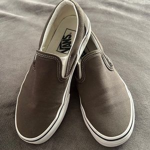Vans classic slip-on charcoal mens 5/women 6.5
